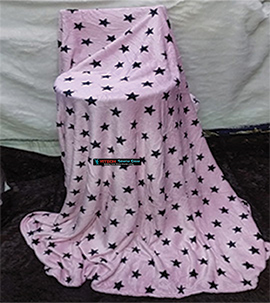 Pink soft throw banket